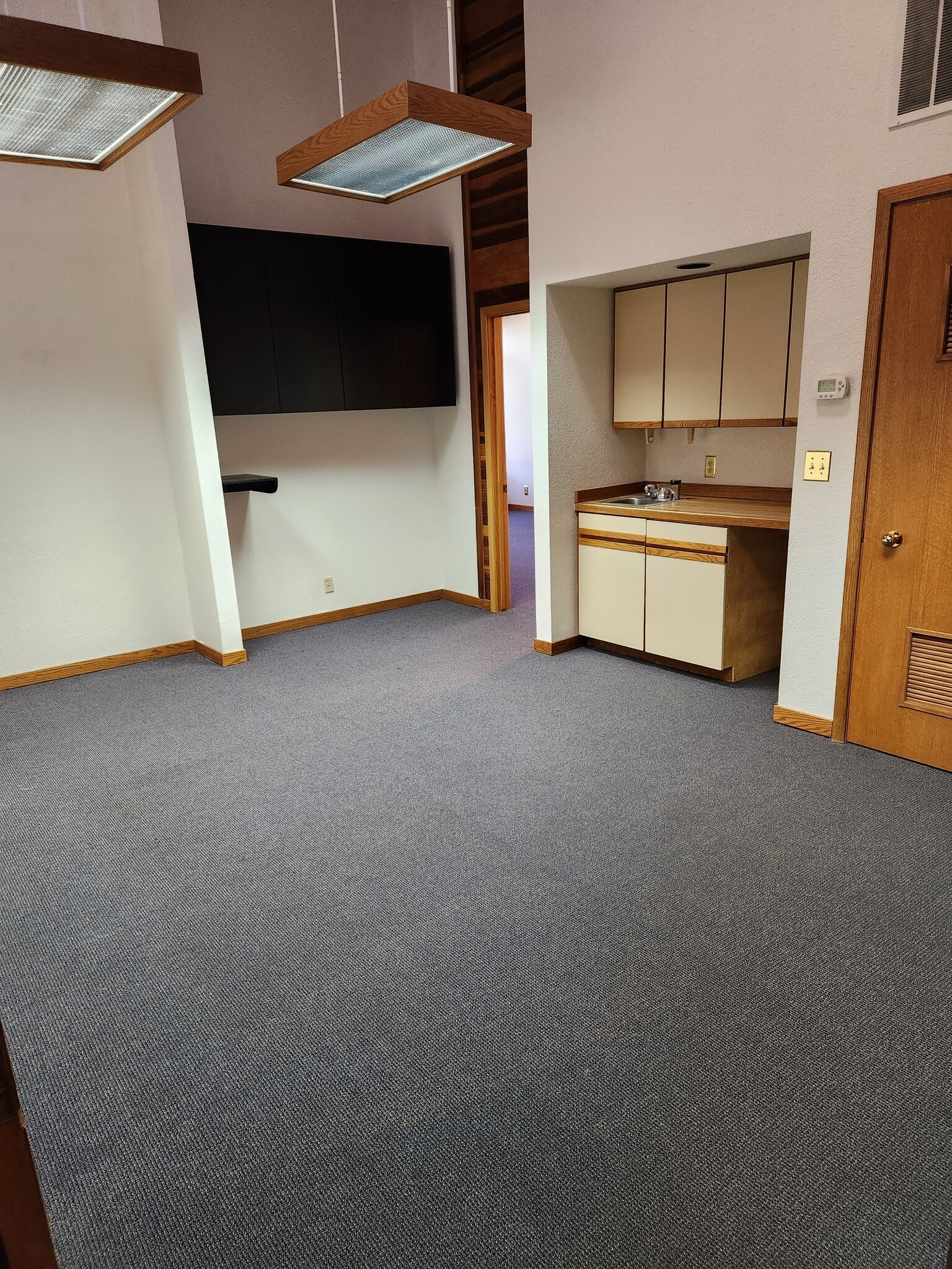 8704 Yates Dr, Westminster, CO for lease Interior Photo- Image 1 of 8