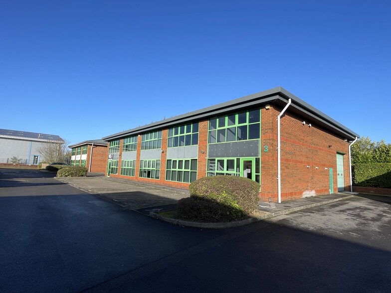 Royce Clos, Andover à louer - Photo du bâtiment - Image 2 de 4
