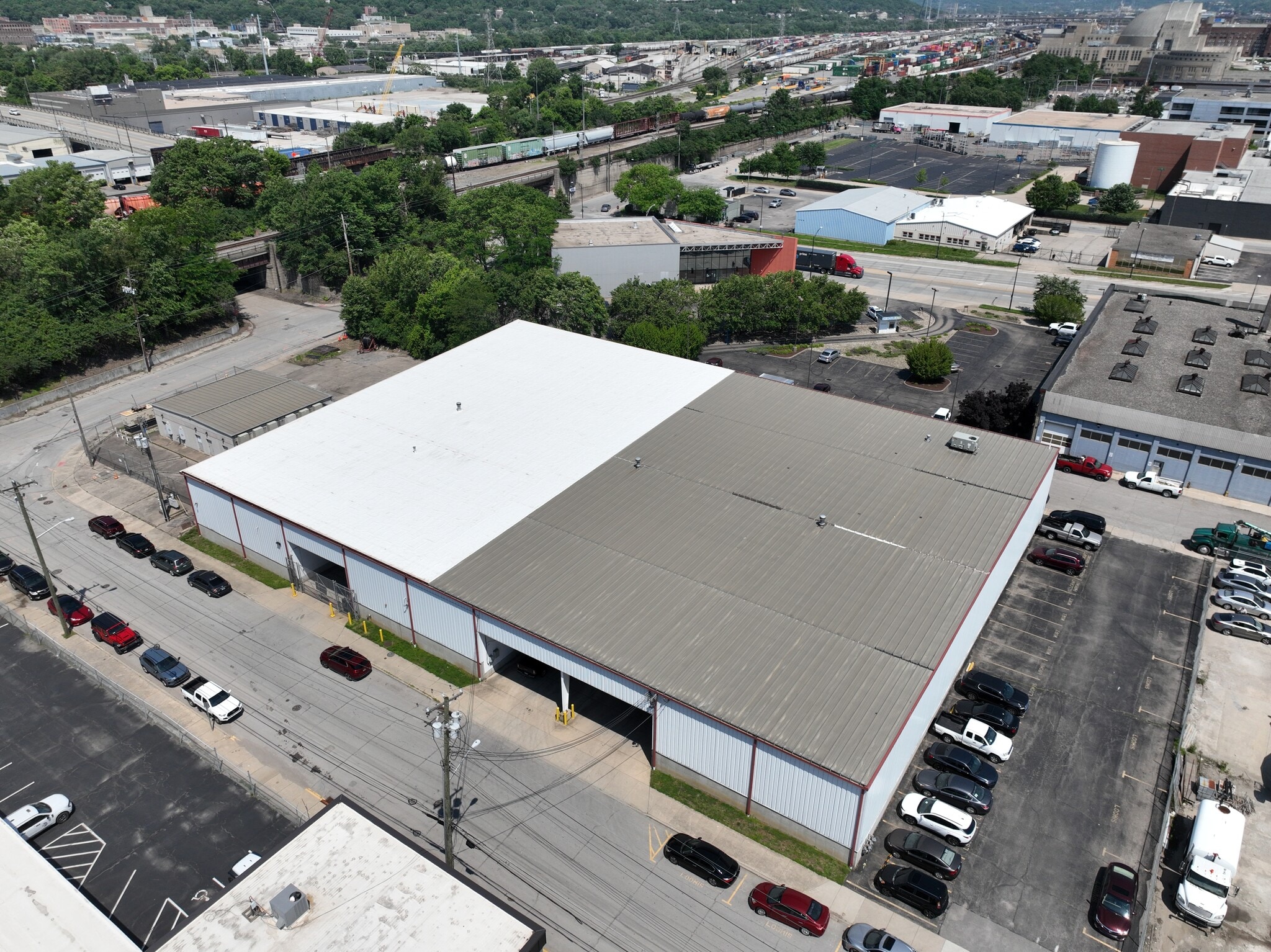 1249-1257 W 7th St, Cincinnati, OH for lease Interior Photo- Image 1 of 1