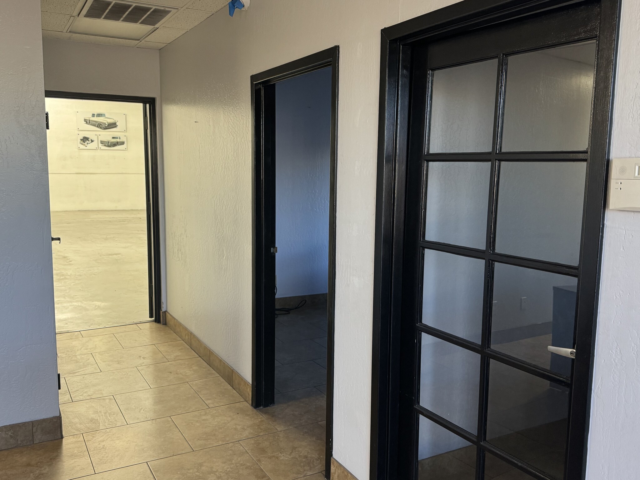 320 S El Dorado St, Mesa, AZ for lease Interior Photo- Image 1 of 12