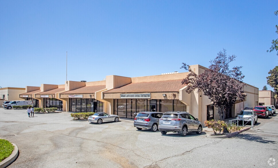 941 Berryessa Rd, San Jose, CA for lease - Building Photo - Image 2 of 3