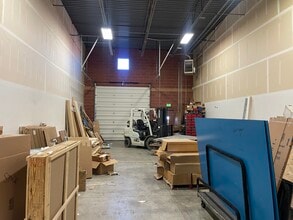 9066-9082 S 300 W, Sandy, UT à louer Photo intérieure- Image 2 de 5