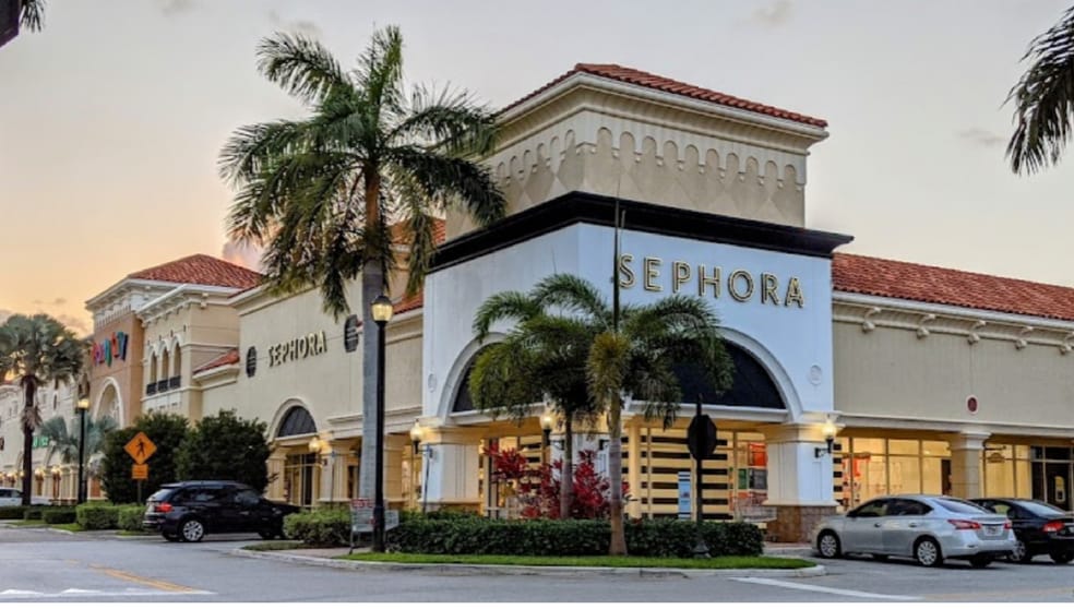 SW 137th Ave, Kendall, FL for lease - Primary Photo - Image 1 of 6
