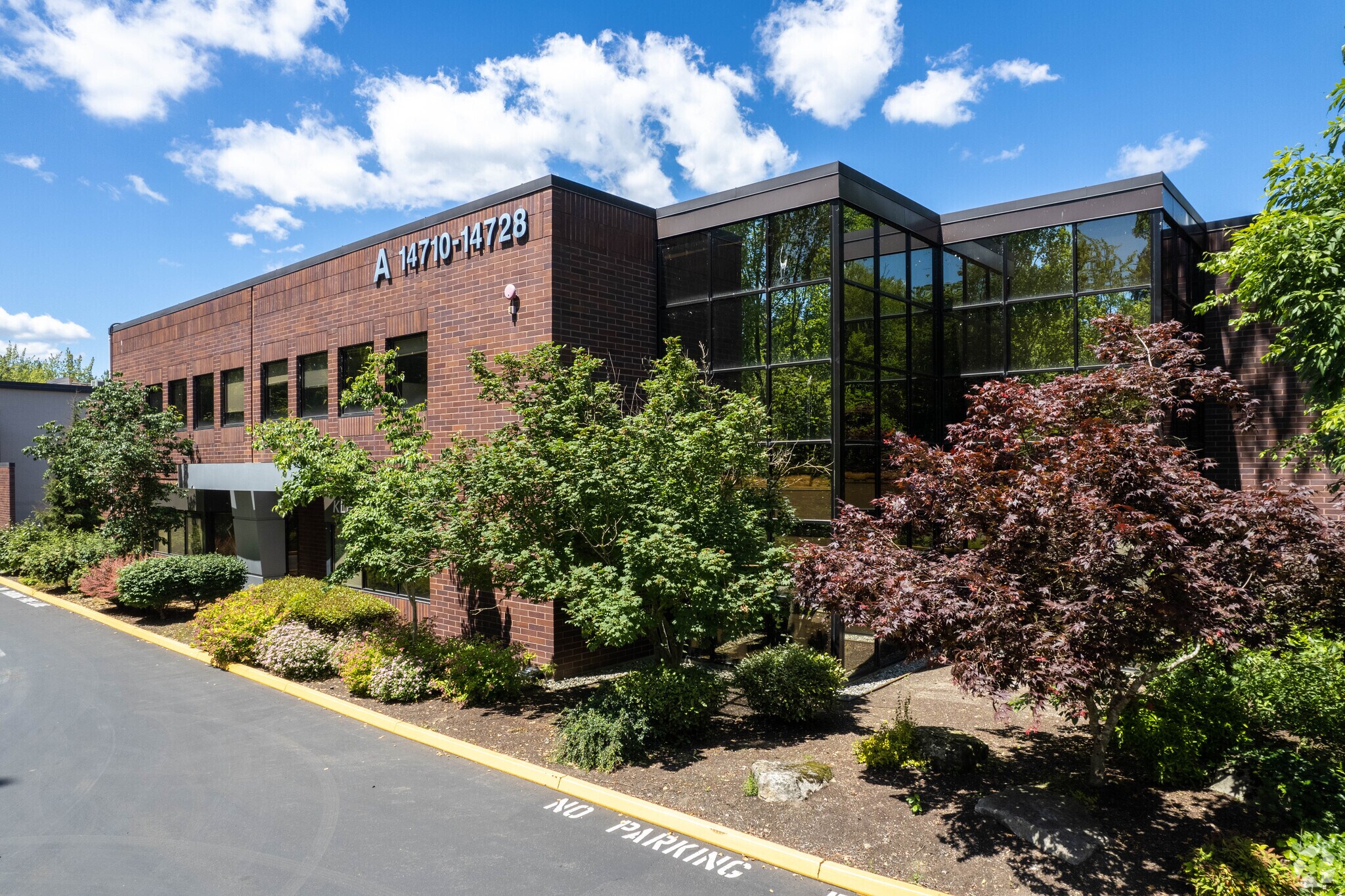 14710-14728 NE 87th St, Redmond, WA for lease Building Photo- Image 1 of 9