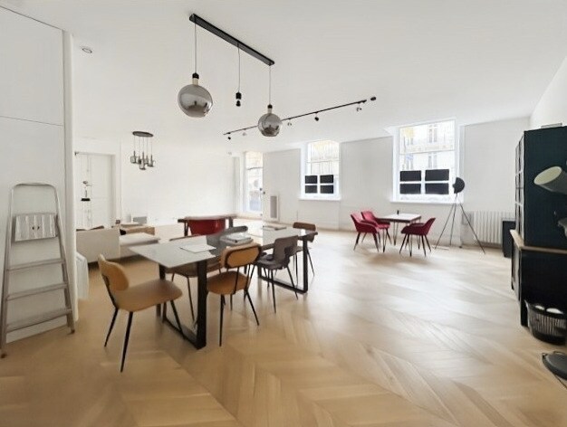 Bureau dans Paris à vendre - Photo du bâtiment - Image 2 de 5
