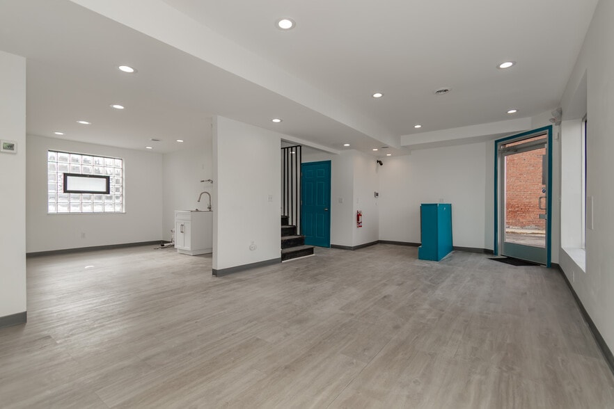 5393 Pearl Rd, Parma, OH for sale - Building Photo - Image 3 of 6