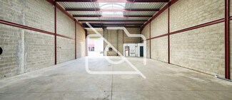 Plus de détails pour Local d'activités à louer