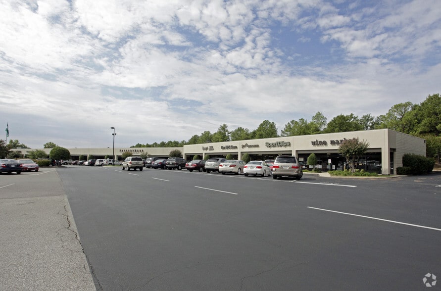 4682-4734 Spottswood Ave, Memphis, TN à louer - Photo du bâtiment - Image 2 de 8