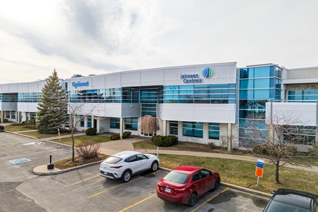Plus de détails pour 9975-9995 St De Châteauneuf, Brossard, QC - Bureau à louer
