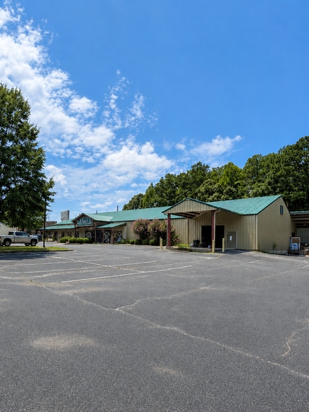 4860 Atlanta Hwy, Bogart, GA à vendre - Photo du bâtiment - Image 3 de 18