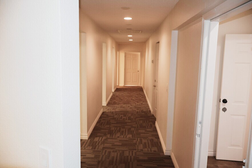 735 N D St, San Bernardino, CA à vendre - Photo du bâtiment - Image 3 de 9