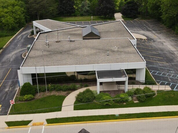 More details for 201 Allen St, Random Lake, WI - Retail for Sale