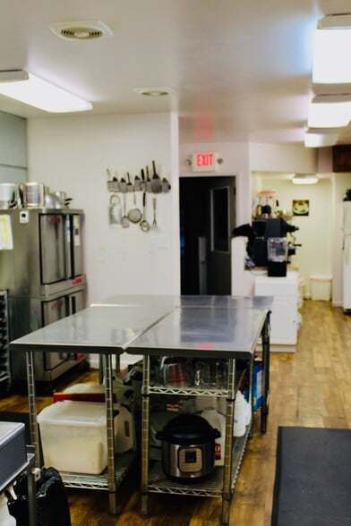 37416 US Highway 34, Culbertson, NE for sale - Interior Photo - Image 2 of 10