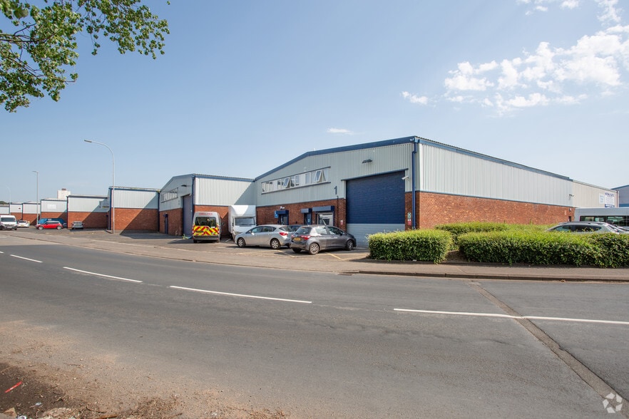 Planetary Rd, Willenhall for lease - Building Photo - Image 3 of 4