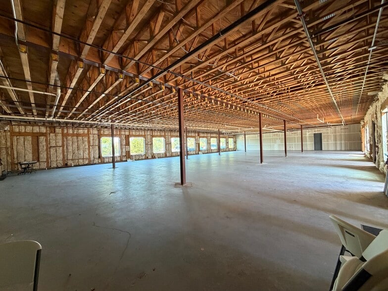 951 Lonestar Pky, Montgomery, TX for lease - Building Photo - Image 3 of 11