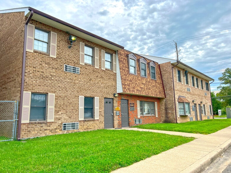 7111-7127 Allentown Rd, Fort Washington, MD for lease - Building Photo - Image 2 of 4