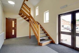 Lower Guildford Rd, Woking for lease Interior Photo- Image 2 of 2