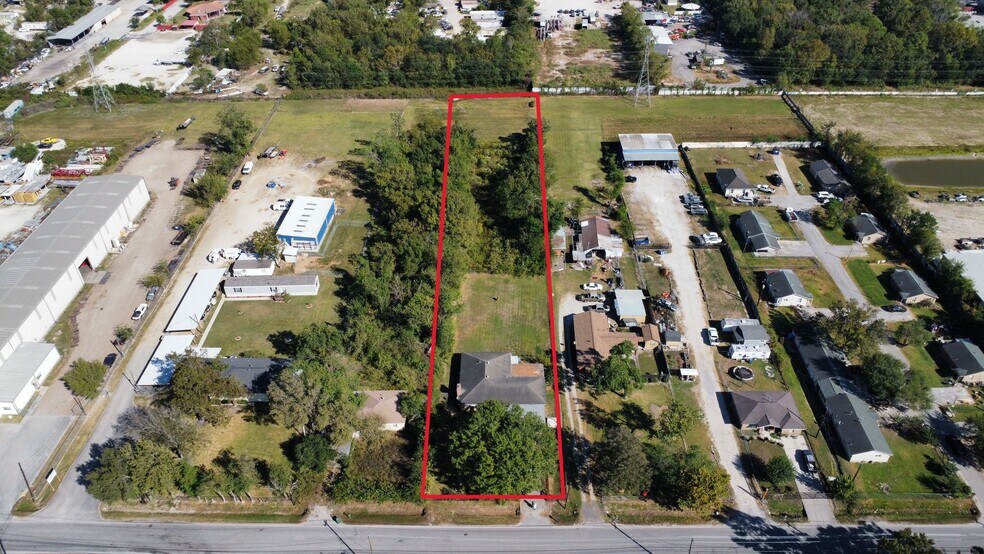 13530 Luthe Rd, Houston, TX à vendre - Photo du bâtiment - Image 2 de 12