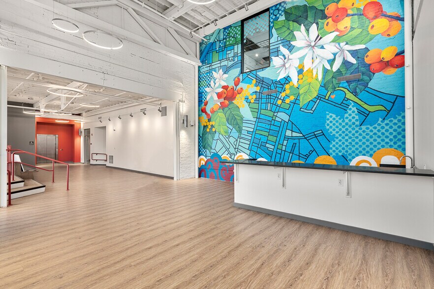 224 Calvary St, Waltham, MA à louer - Photo du bâtiment - Image 3 de 5