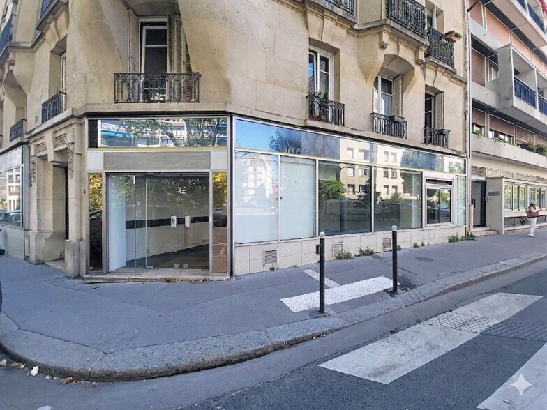 Retail in Paris for sale - Building Photo - Image 2 of 3
