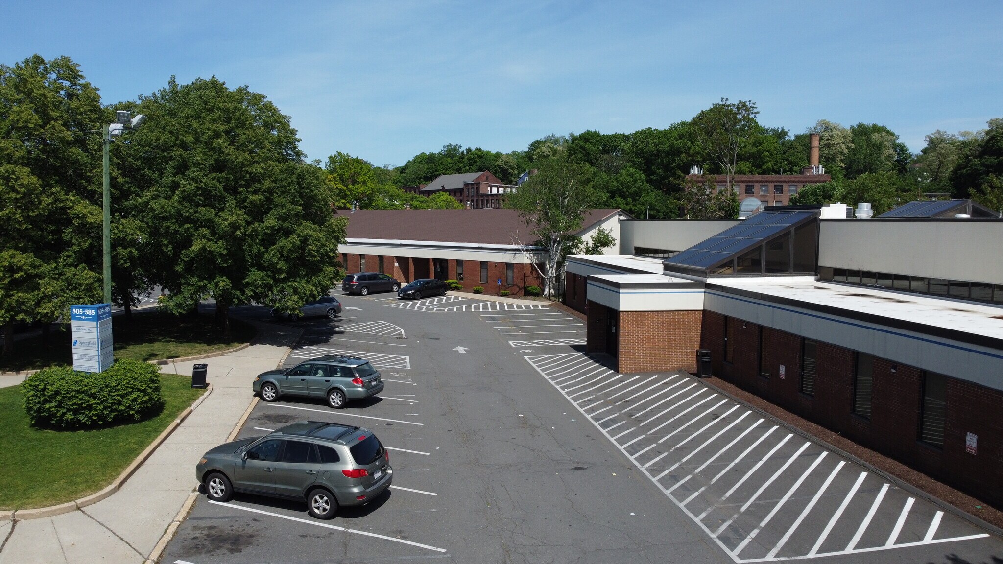 505-583 E Columbus Ave, Springfield, MA à vendre Photo du bâtiment- Image 1 de 7