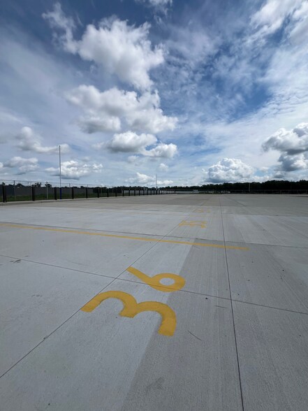 7189 Beatrice Dr, Kalamazoo, MI à louer - Autre - Image 1 de 1