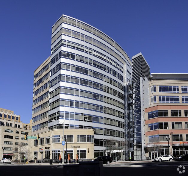 3003 Washington Blvd, Arlington, VA for sale - Building Photo - Image 2 of 16