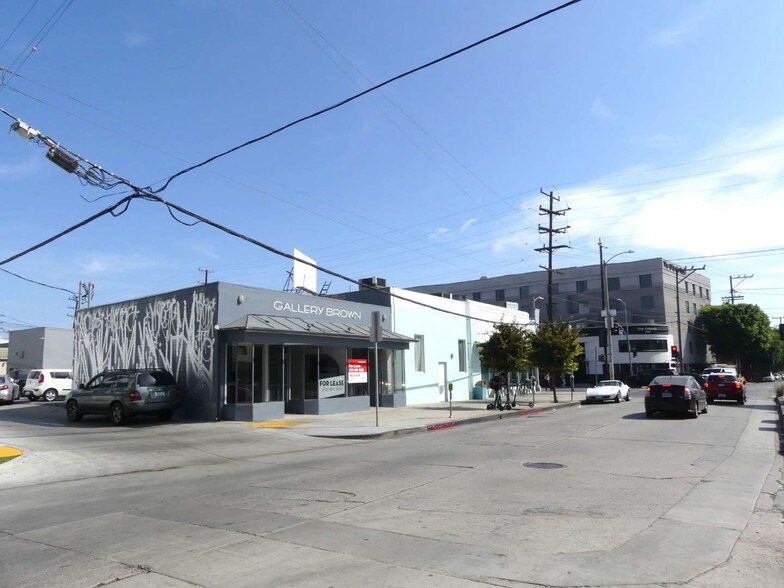 8379-8389 W 3rd St, Los Angeles, CA à louer - Photo du bâtiment - Image 2 de 25