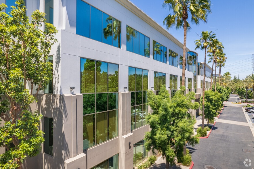 27201 Puerta Real, Mission Viejo, CA for lease - Building Photo - Image 2 of 16