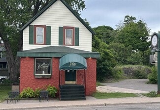 More details for 824 N 3rd St, Marquette, MI - Specialty for Sale