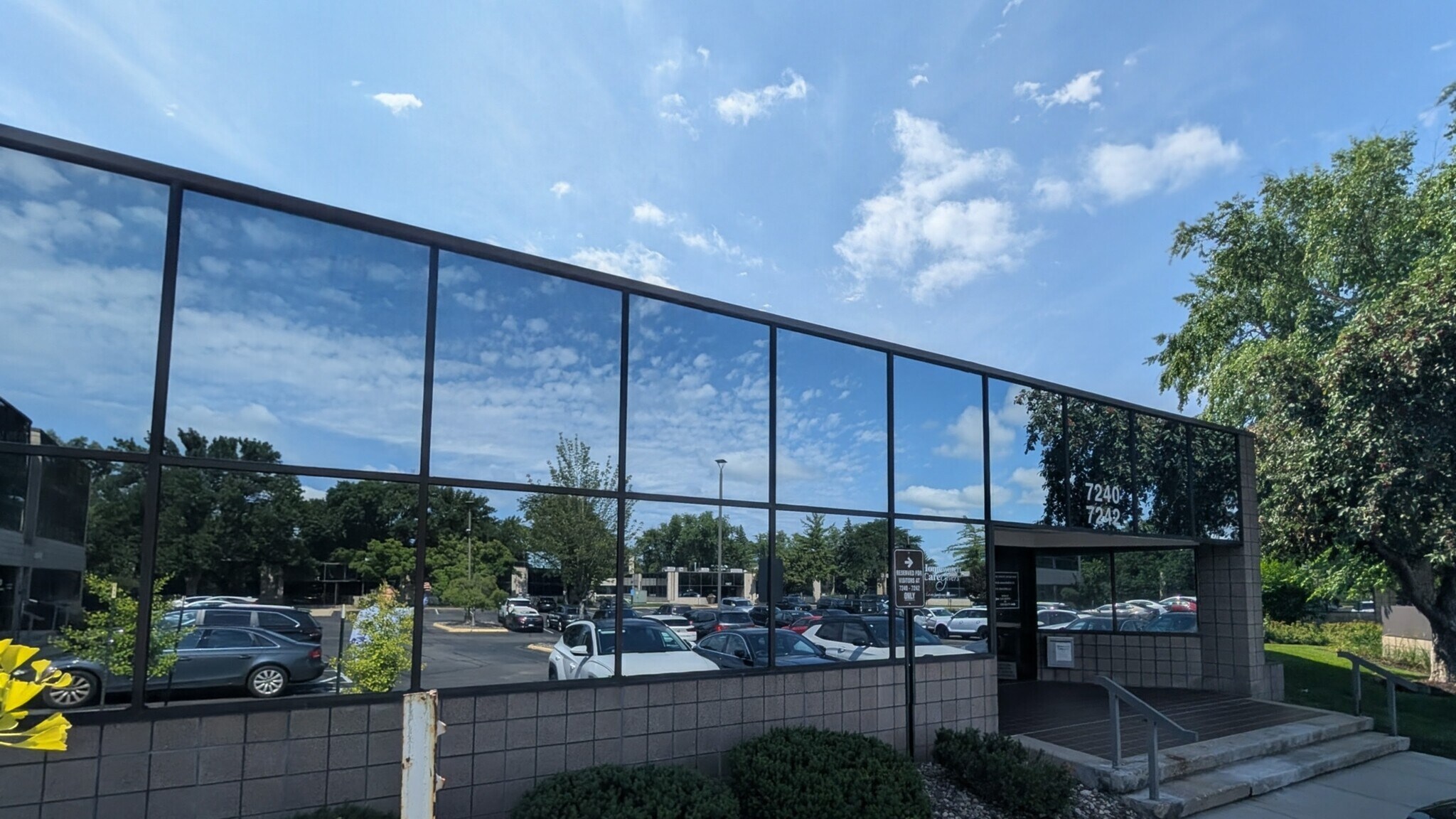 7240-7242 Metro Blvd, Edina, MN for lease Building Photo- Image 1 of 11