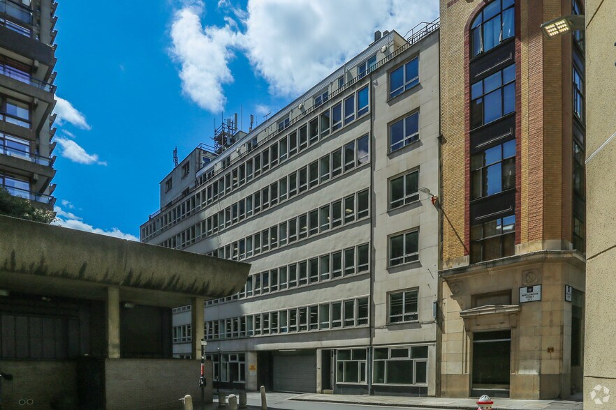 45 Beech St, London for lease - Building Photo - Image 3 of 10