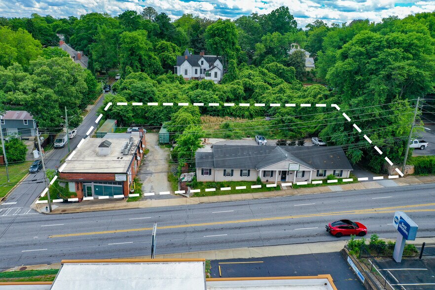 925 W Broad St, Athens, GA à vendre - Photo du bâtiment - Image 3 de 19