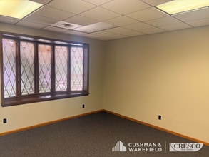 1703 Brookpark Rd, Parma, OH for lease Interior Photo- Image 1 of 5