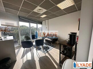 Plus de détails pour 33 Avenue De Hambourg, Marseille - Bureau à louer