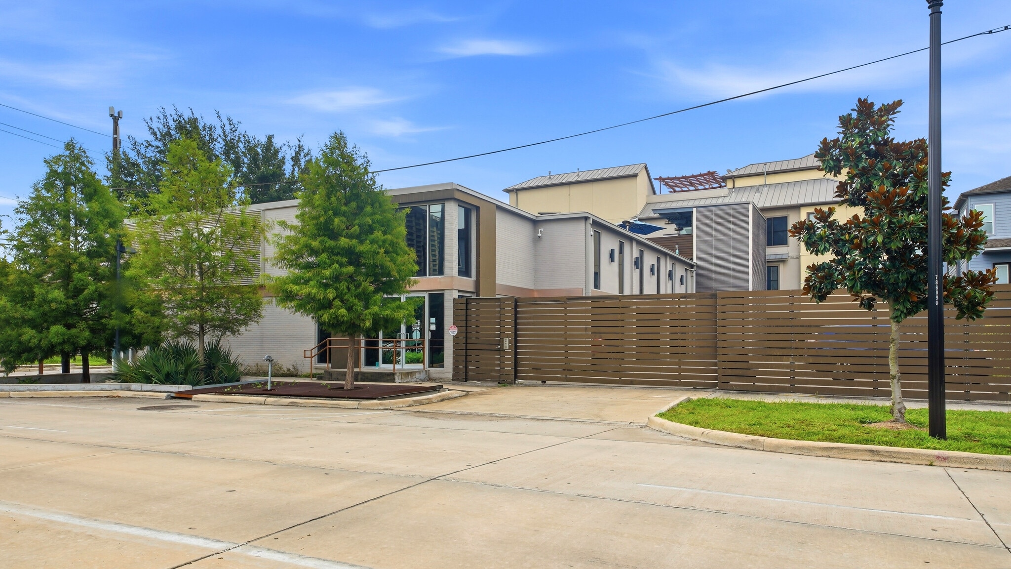 2301 Caroline St, Houston, TX for sale Building Photo- Image 1 of 21