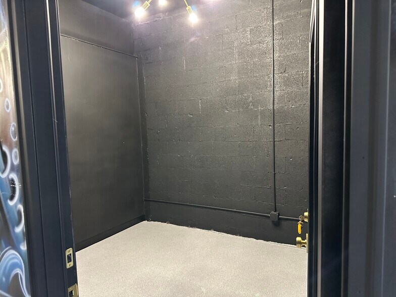 1101 W Wisconsin Ave, Appleton, WI à vendre - Photo intérieure - Image 3 de 15