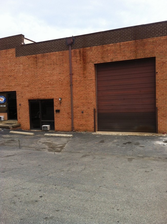 More details for 7631 Fullerton Rd, Springfield, VA - Industrial for Lease