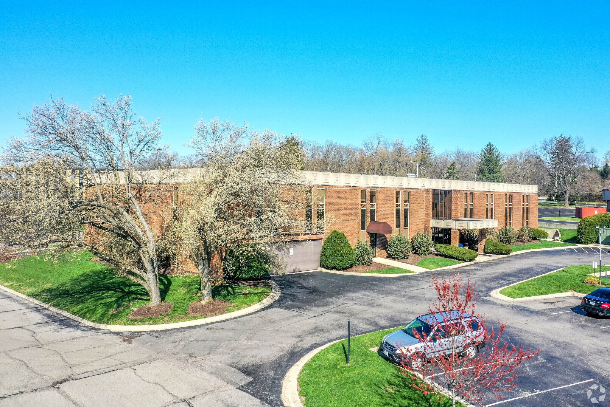 5250 Far Hills Ave, Kettering, OH for lease Primary Photo- Image 1 of 13