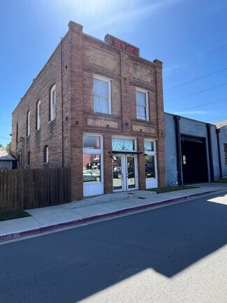 Plus de détails pour 225 Bryan Ave, Fort Worth, TX - Bureau/Commerce de détail à louer