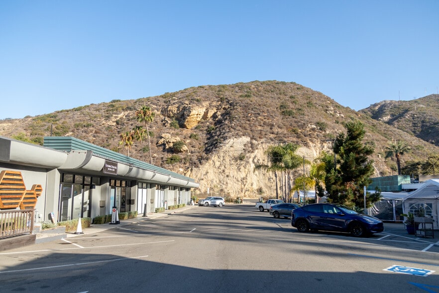 805-859 Laguna Canyon Rd, Laguna Beach, CA for lease - Building Photo - Image 3 of 5
