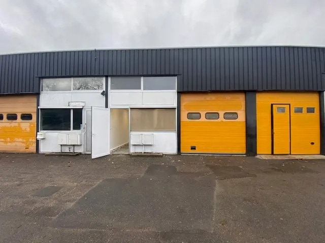 Flex in SAINT-OUEN-L'AUMONE for lease - Building Photo - Image 1 of 8