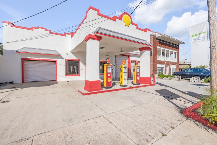 208 Magnolia St, New Smyrna Beach, FL à vendre - Photo du bâtiment - Image 3 de 22