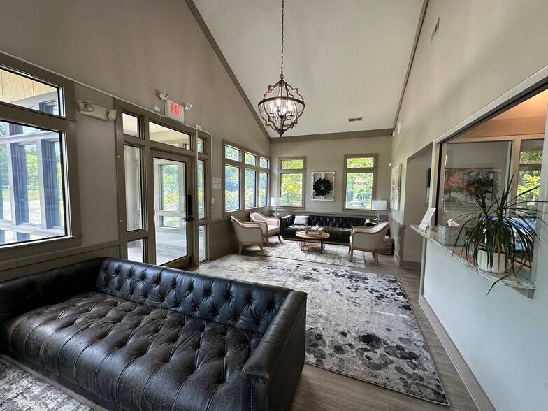 1708 & 1710 Old Haywood Rd., Asheville, NC for sale - Building Photo - Image 3 of 15