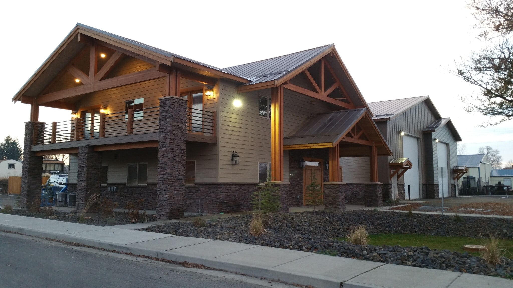 4128 E Wellesley Ave, Spokane, WA for lease Primary Photo- Image 1 of 5