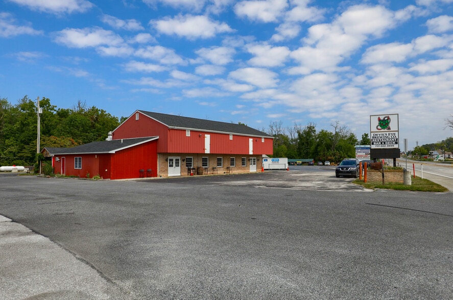 9 N US Route 15, Dillsburg, PA à louer - Photo du bâtiment - Image 1 de 1
