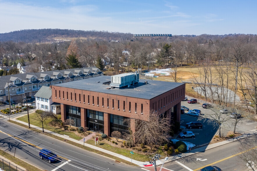 140 Mountain Ave, Springfield, NJ for lease - Aerial - Image 3 of 4