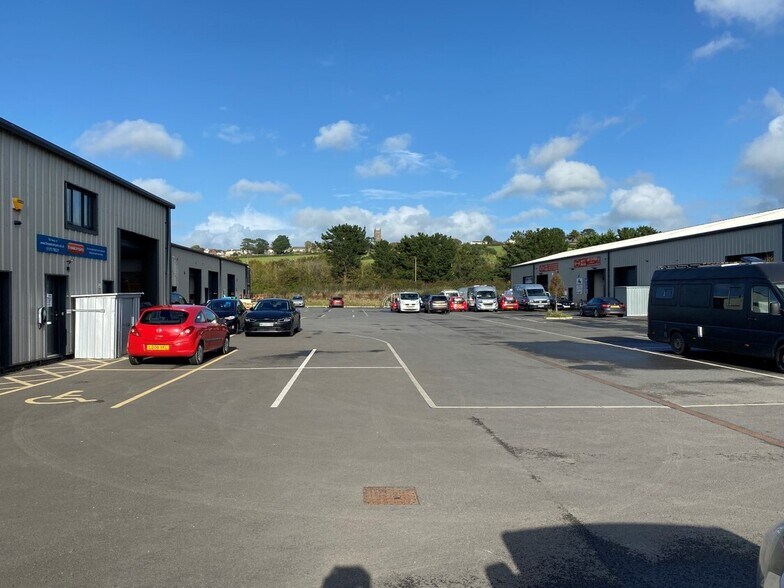 Atlantic Ct, Chivenor à vendre - Photo du bâtiment - Image 3 de 3