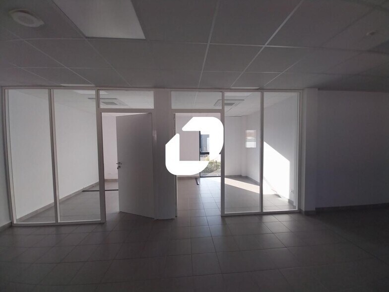 Rue Lavoisier, Treillières for lease - Interior Photo - Image 3 of 6