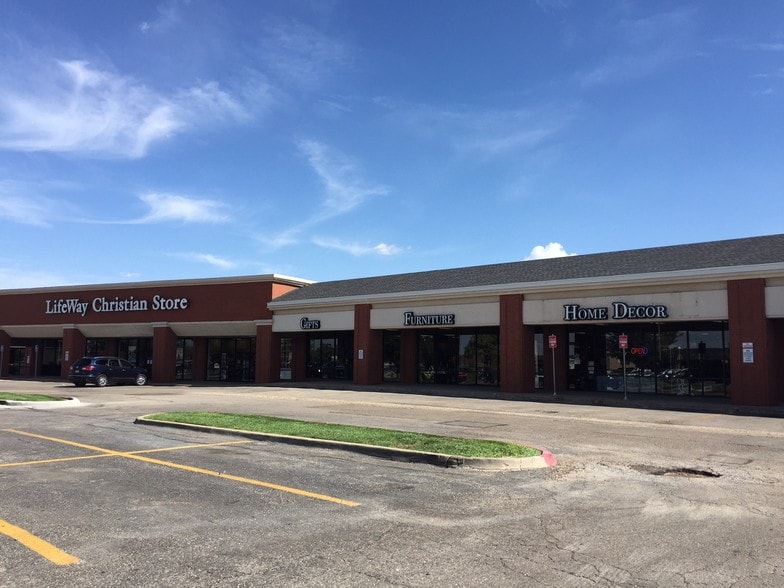 200 Westgate Pky, Amarillo, TX for lease - Building Photo - Image 3 of 5